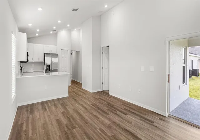 Photo 3 of Single family home for sale at 5125 Sylas Jax Ave, Winter Haven, FL 33884 | MLS# L4960626 | Listing updated on 2026-09-15