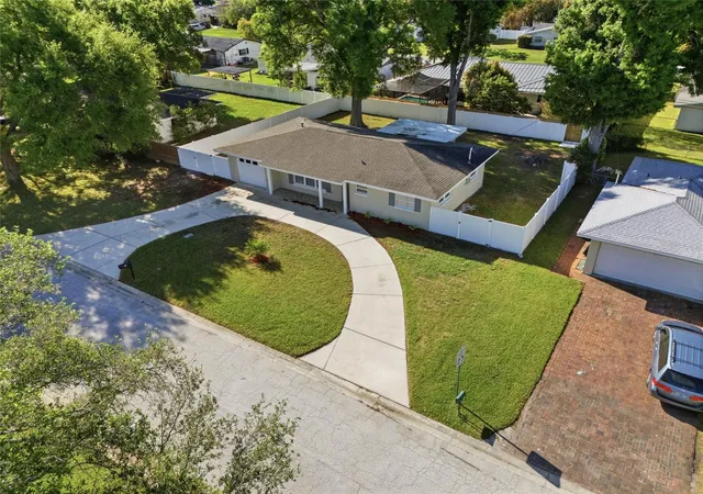 Photo 2 of Single family home for sale at 1817 Hunt Ln, Clearwater, FL 33764 | MLS# TB8491229 | Listing updated on 2026-09-22
