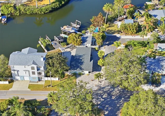 Photo 3 of Single family home for sale at 302 Georgia Ave, Crystal Beach, FL 34681 | MLS# TB8491909 | Listing updated on 2026-10-04