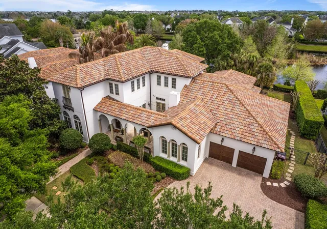 Photo 1 of Mansion for sale at 1735 Foss Ave, Orlando, FL 32814 | MLS# O6394768 | Listing updated on 2026-09-14