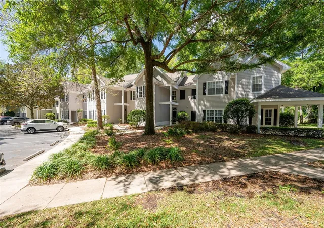 Photo 2 of Townhouse for sale at 10000 SW 52nd Avenue #188, Gainesville, FL 32608 | MLS# GC538996 | Listing updated on 2026-09-15