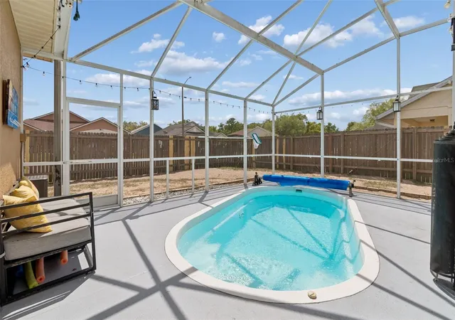 Photo 3 of Single family home for sale at 227 Oak Chase Pl, Davenport, FL 33896 | MLS# O6395053 | Listing updated on 2026-09-24