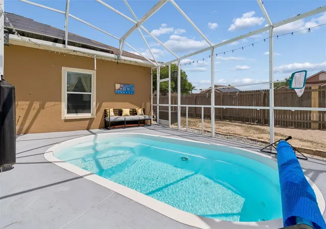 Photo 3 of Single family home for sale at 227 Oak Chase Pl, Davenport, FL 33896 | MLS# O6395053 | Listing updated on 2026-09-24