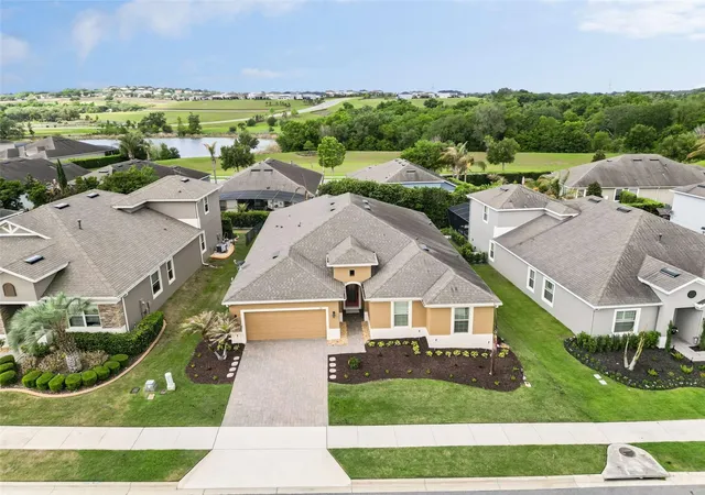 Photo 1 of Single family home for sale at 588 Autumn Ash Dr, Clermont, FL 34715 | MLS# G5110518 | Listing updated on 2026-10-18