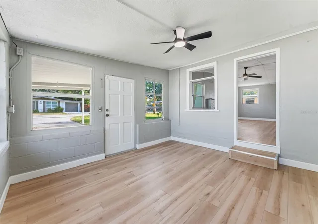Photo 3 of Single family home for sale at 2521 Highland Acres Dr, Clearwater, FL 33761 | MLS# TB8493726 | Listing updated on 2026-09-22