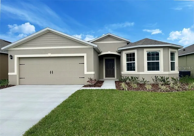 Photo 1 of Single family home for sale at 329 Winged Elm Dr, Debary, FL 32713 | MLS# O6396144 | Listing updated on 2026-09-10