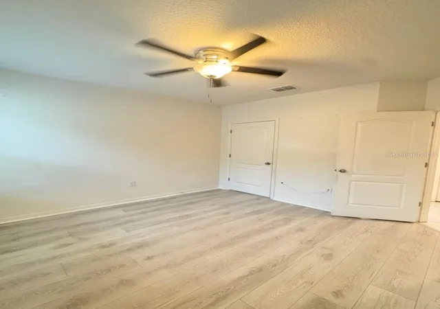 Photo 3 of Single family home for sale at 329 Winged Elm Dr, Debary, FL 32713 | MLS# O6396144 | Listing updated on 2026-09-10