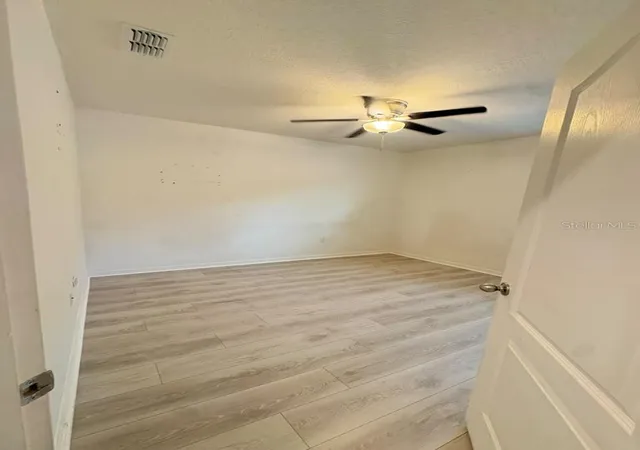 Photo 4 of Single family home for sale at 329 Winged Elm Dr, Debary, FL 32713 | MLS# O6396144 | Listing updated on 2026-09-10