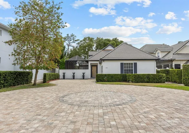 Photo 3 of Single family home for sale at 9744 Covent Garden Dr, Orlando, FL 32827 | MLS# O6396175 | Listing updated on 2026-10-26