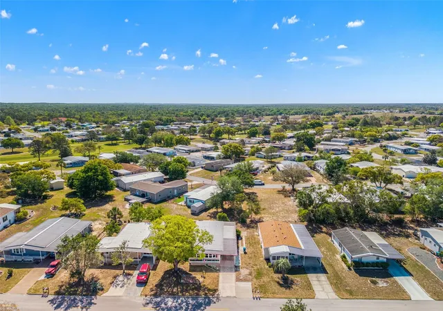 Photo 2 of Manufactured home for sale at 15110 Rialto Ave, Brooksville, FL 34613 | MLS# TB8493852 | Listing updated on 2026-09-25