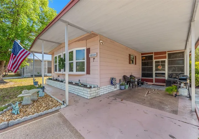 Photo 3 of Manufactured home for sale at 15110 Rialto Ave, Brooksville, FL 34613 | MLS# TB8493852 | Listing updated on 2026-09-25