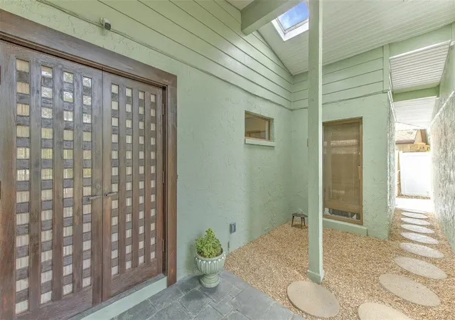 Photo 4 of Single family home for sale at 7102 Mandy Ln, New Port Richey, FL 34652 | MLS# TB8494488 | Listing updated on 2026-10-07