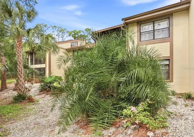 Photo 4 of Condo for sale at 130 Woodlake Wynde #130, Oldsmar, FL 34677 | MLS# TB8494847 | Listing updated on 2026-09-15