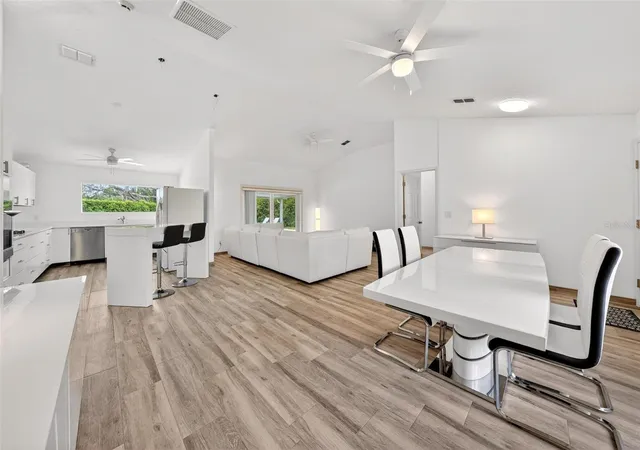 Photo 4 of Single family home for sale at 12623 Lake Denise Blvd, Clermont, FL 34711 | MLS# O6397010 | Listing updated on 2026-10-20