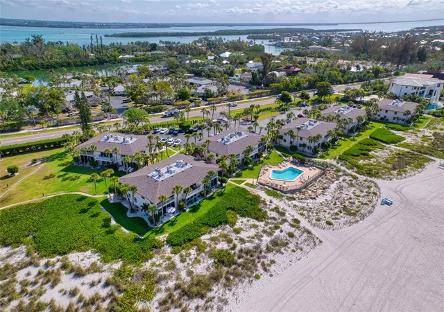Photo 3 of Condo for sale at 6701 Gulf Of Mexico Dr #332, Longboat Key, FL 34228 | MLS# A4689175 | Listing updated on 2026-10-05