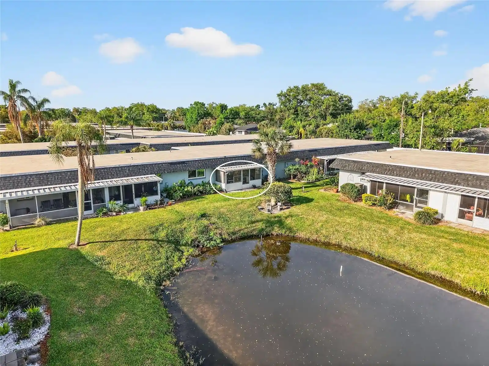 Listing Photo 1 - Condo for sale in 4160 Fruitville Rd located at 4160 Fruitville Rd, Sarasota, FL 34232 - Unit #11
