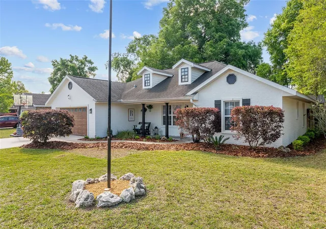 Photo 3 of Sale Pending at 25175 SW 20th Avenue, Newberry, FL 32669 | MLS# GC539250 | Listing updated on 2026-09-15