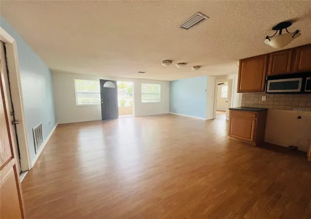 Photo 3 of Single family home for sale at 6428 Kentfield Ave, New Port Richey, FL 34653 | MLS# W7884713 | Listing updated on 2026-10-03