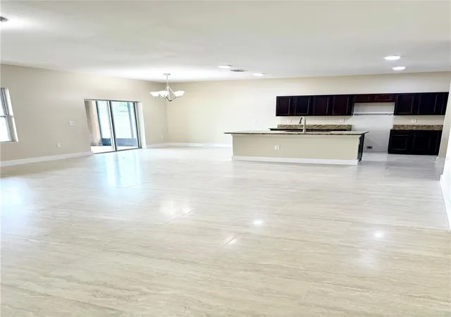 Photo 4 of Single family home for sale at 4669 Osprey Way, Winter Haven, FL 33881 | MLS# R4911042 | Listing updated on 2026-09-15