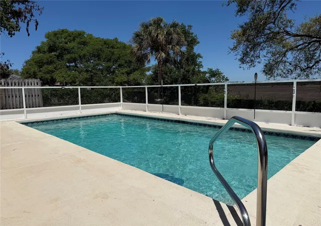 Photo 4 of Single family home for sale at 1358 Ivydale Rd, Spring Hill, FL 34606 | MLS# W7884779 | Listing updated on 2026-09-11