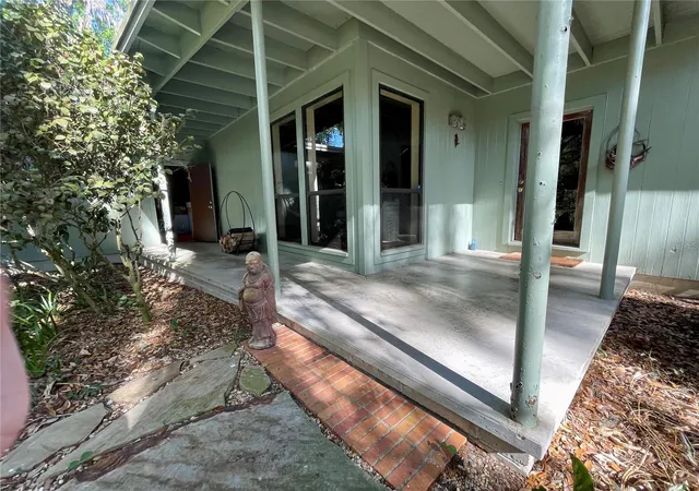 Photo 3 of Single family home for sale at 1800 Sw 35th Place, Gainesville, FL 32608 | MLS# GC539419 | Listing updated on 2026-09-15