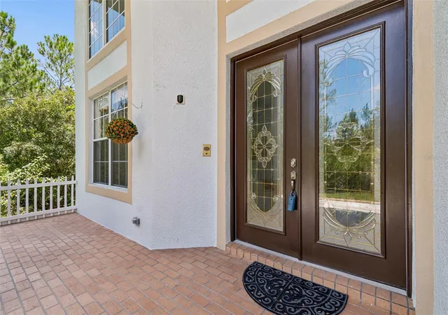 Photo 4 of Single family home for sale at 10102 Deercliff Dr, Tampa, FL 33647 | MLS# TB8497684 | Listing updated on 2026-10-07