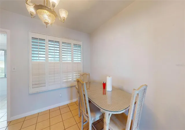 Photo 4 of Single family home for sale at 121 N Seminole Ave, Inverness, FL 34450 | MLS# OM722956 | Listing updated on 2026-10-03