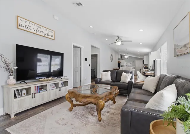 Photo 4 of Single family home for sale at 1613 E Chelsea St, Tampa, FL 33610 | MLS# TB8498770 | Listing updated on 2026-10-09