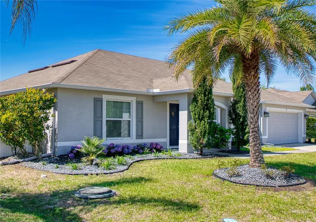 Photo 2 of Single family home for sale at 27 Lewisdale Ln, Palm Coast, FL 32137 | MLS# FC317860 | Listing updated on 2026-09-14
