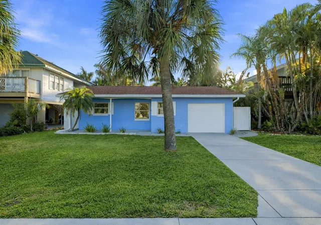 Photo 2 of Single family home for sale at 17734 1st Street E, Redington Shores, FL 33708 | MLS# TB8499518 | Listing updated on 2026-09-14
