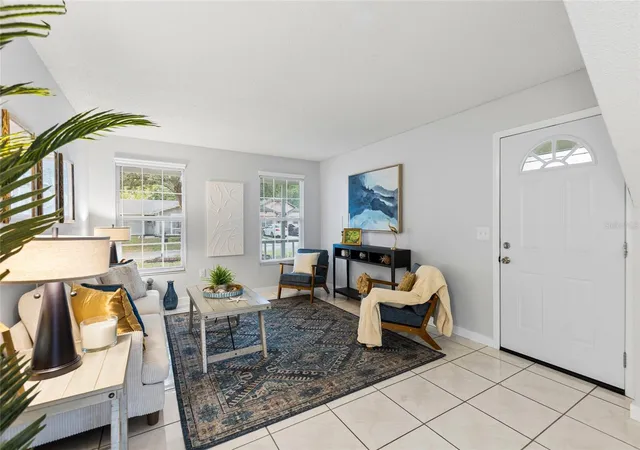 Photo 3 of Single family home for sale at 7608 Willow Park Dr, Temple Terrace, FL 33637 | MLS# TB8499715 | Listing updated on 2026-10-05