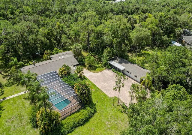 Photo 2 of Single family home for sale at 18220 Elmwood Dr, Alva, FL 33920 | MLS# C7525120 | Listing updated on 2026-10-05