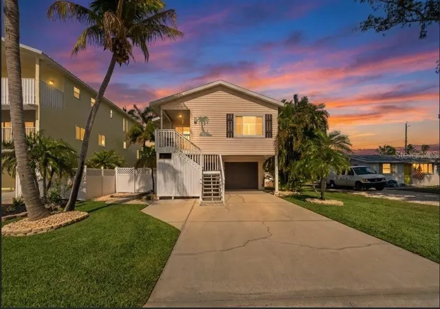 Photo 1 of Single family home for sale at 2905 Ave C, Holmes Beach, FL 34217 | MLS# A4690829 | Listing updated on 2026-09-11