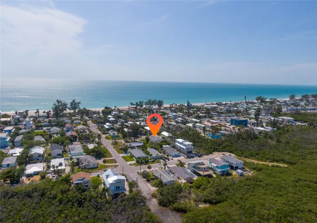 Photo 3 of Single family home for sale at 2905 Ave C, Holmes Beach, FL 34217 | MLS# A4690829 | Listing updated on 2026-09-11