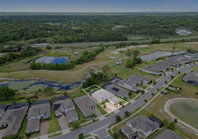Photo 2 of Single family home for sale at 1022 Victoria Hills Dr S, Deland, FL 32724 | MLS# V4948639 | Listing updated on 2026-09-26