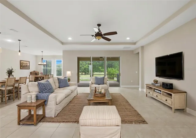 Photo 3 of Single family home for sale at 1022 Victoria Hills Dr S, Deland, FL 32724 | MLS# V4948639 | Listing updated on 2026-09-26