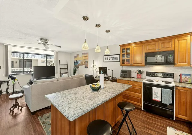 Photo 2 of Condo for sale at 2612 Pearce Dr #209, Clearwater, FL 33764 | MLS# TB8500197 | Listing updated on 2026-09-11