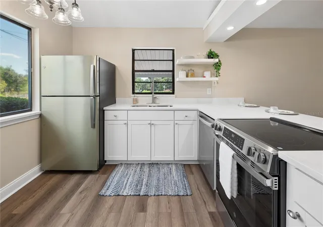 Photo 4 of Single family home for sale at 950 S Lawrence Blvd, Keystone Heights, FL 32656 | MLS# GC539704 | Listing updated on 2026-10-01