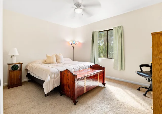 Photo 3 of Single family home for sale at 8 Lladd Ct, Palm Coast, FL 32164 | MLS# FC317974 | Listing updated on 2026-09-15