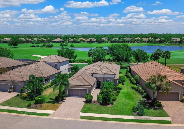 Photo 1 of Single family home for sale at 5137 Napoli Run, Bradenton, FL 34211 | MLS# A4691033 | Listing updated on 2026-09-30