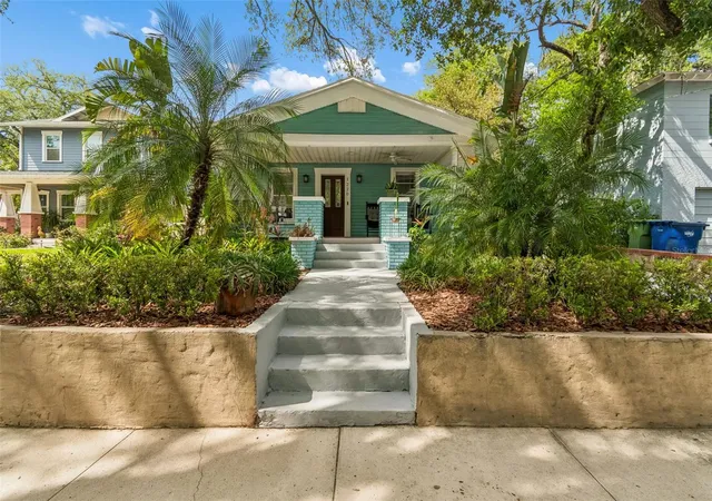 Photo 1 of Single family home for sale at 1220 E Emma St, Tampa, FL 33603 | MLS# TB8500913 | Listing updated on 2026-09-13
