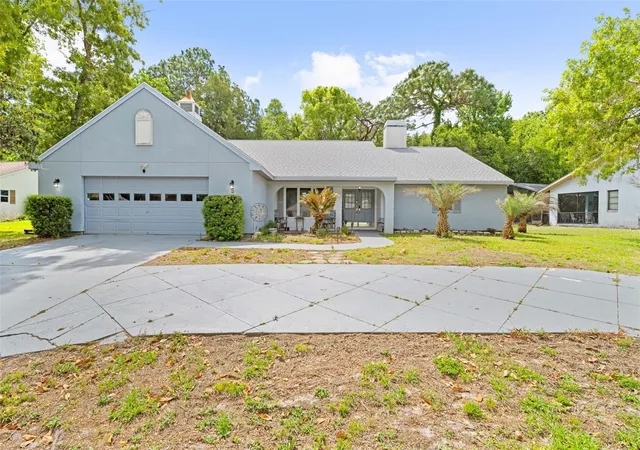 Photo 1 of Single family home for sale at 5 Chinkapin Cir, Homosassa, FL 34446 | MLS# TB8500980 | Listing updated on 2026-09-14