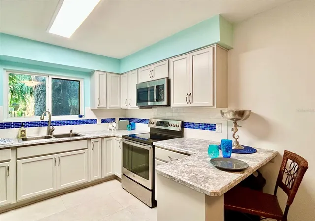 Photo 2 of Townhouse for sale at 31 Park Pl, Ormond Beach, FL 32174 | MLS# V4948683 | Listing updated on 2026-09-14