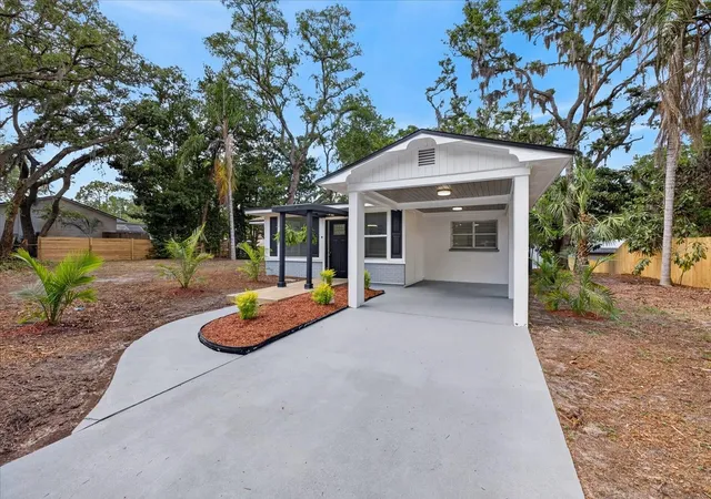 Photo 3 of Single family home for sale at 7806 E 114th Avenue, Tampa, FL 33617 | MLS# TB8501581 | Listing updated on 2026-10-13