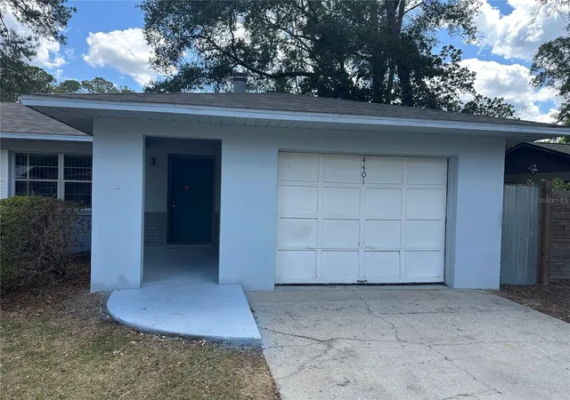 Photo 3 of Single family home for sale at 4401 Nw 20th Drive, Gainesville, FL 32605 | MLS# GC539800 | Listing updated on 2026-09-28
