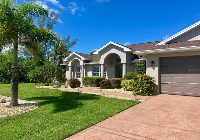 Photo 3 of Single family home for sale at 8251 Arlewood Cir, Port Charlotte, FL 33981 | MLS# D6147203 | Listing updated on 2026-10-09