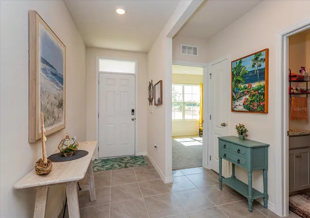 Photo 3 of Single family home for sale at 6358 Sanders Grv Cir, Okahumpka, FL 34762 | MLS# O6402542 | Listing updated on 2026-09-28