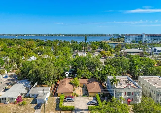 Condo for sale at 2006 7th Avenue W #B, BRADENTON, FL 34205 | MLS# A4691534
