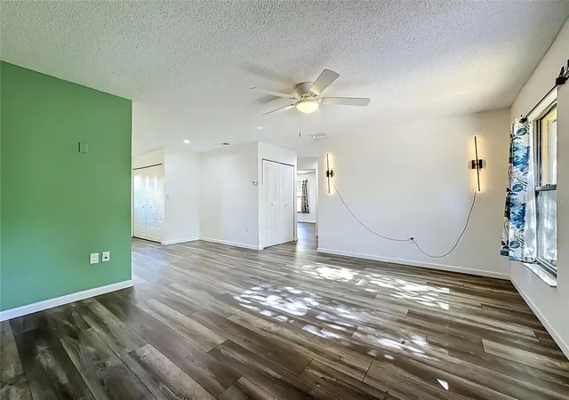 Photo 4 of Condo for sale at 2006 7th Avenue W #B, Bradenton, FL 34205 | MLS# A4691534 | Listing updated on 2026-09-14