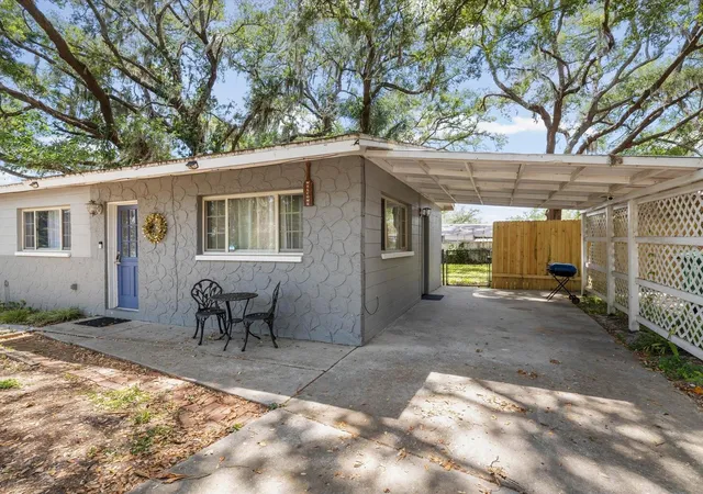 Photo 4 of Single family home for sale at 8512 North 29th St, Tampa, FL 33604 | MLS# TB8502347 | Listing updated on 2026-09-29